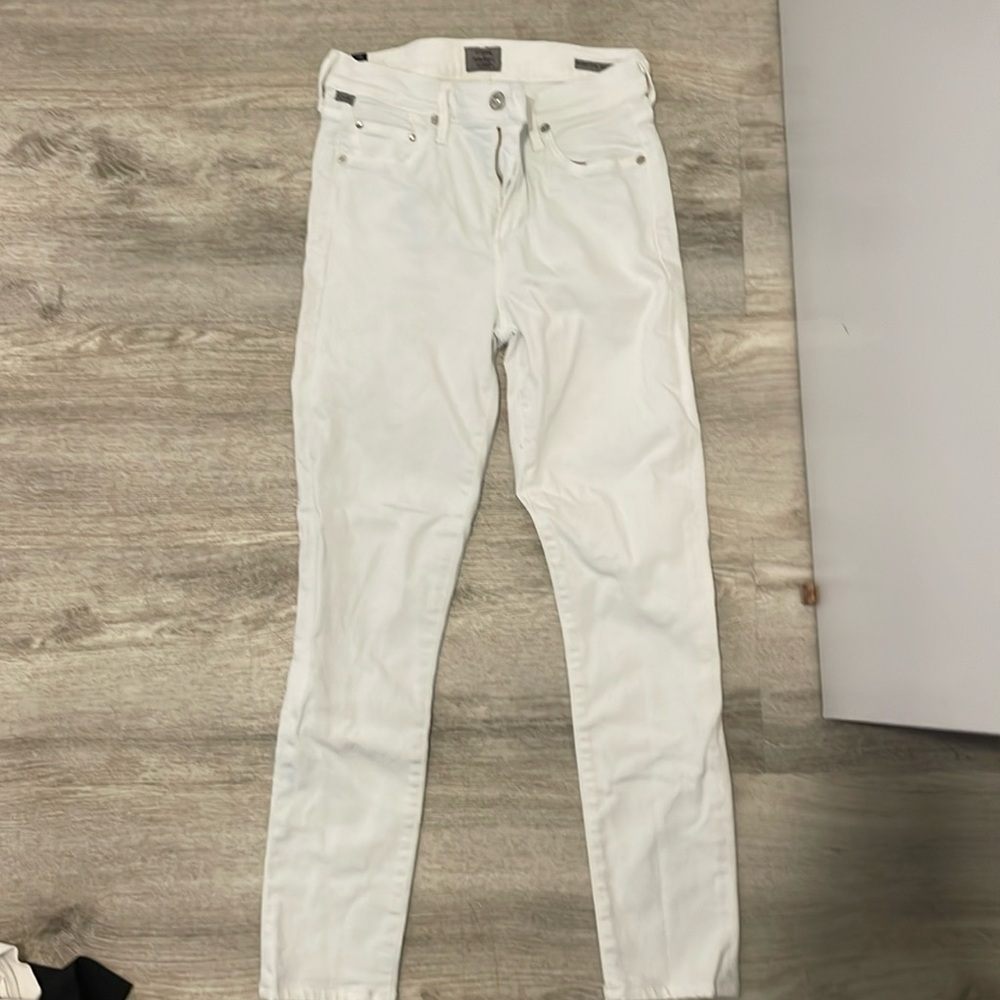 Citizens of humanity rocket crop high rise skinny white Jean size 26